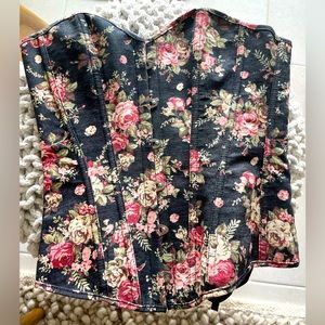 BRAND NEW! Floral Corset